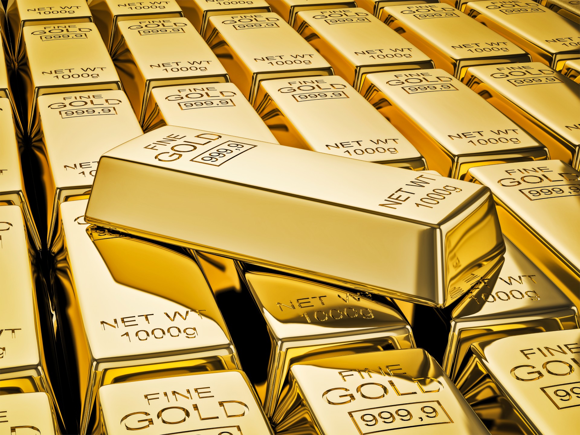 Gold Prices Surge Amid Global Tensions