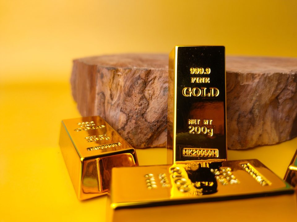 Gold Prices Hit Week-Long Low